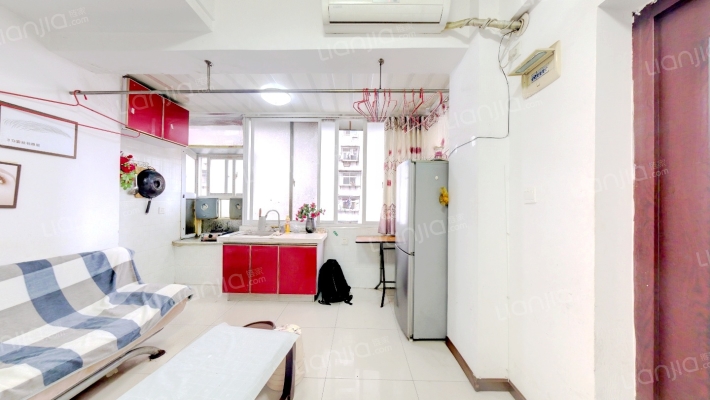 亚单角二手房实景图