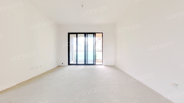 绿地新城新里桃溪川二手房实景图