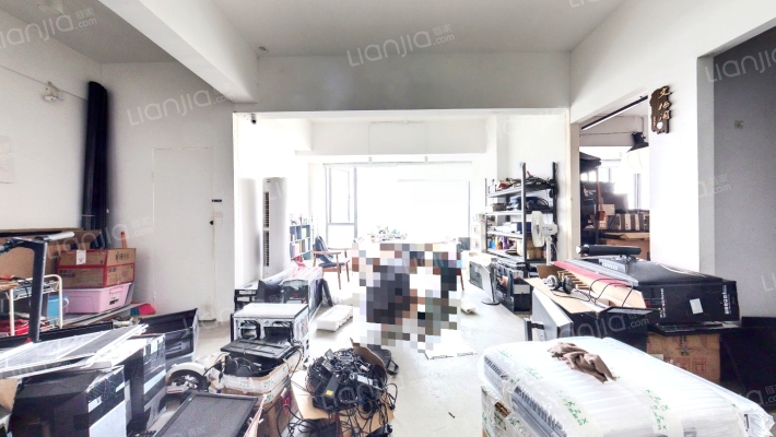 锦天国际二手房实景图