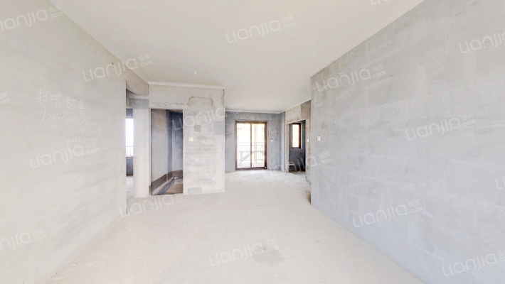 卓越蔚蓝城邦二手房实景图