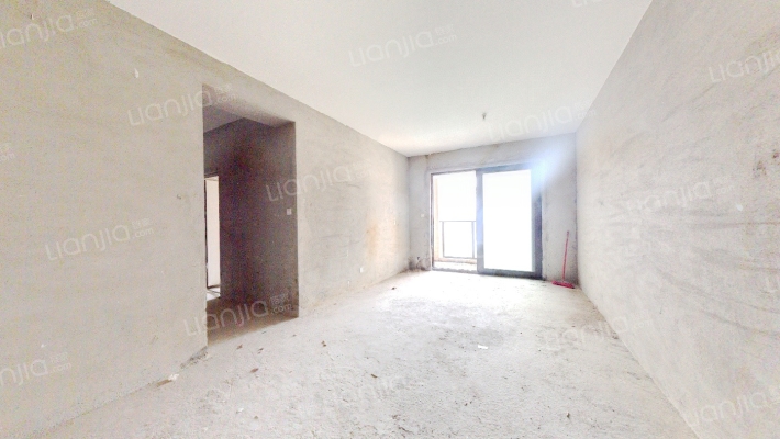 龙光玖龙府二手房实景图