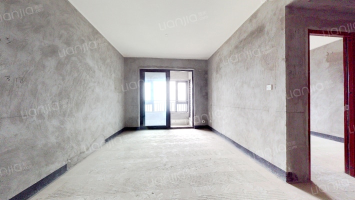 重庆融创文旅城御逸二手房实景图