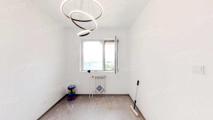 御园府二手房实景图