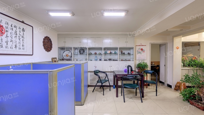 万隆中心大厦二手房实景图