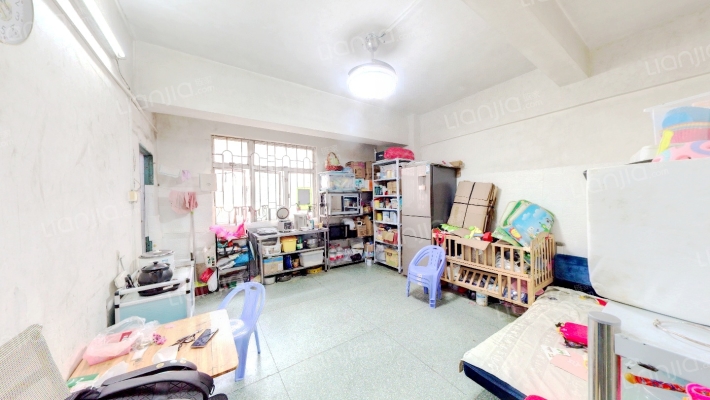 新兴苑二手房实景图