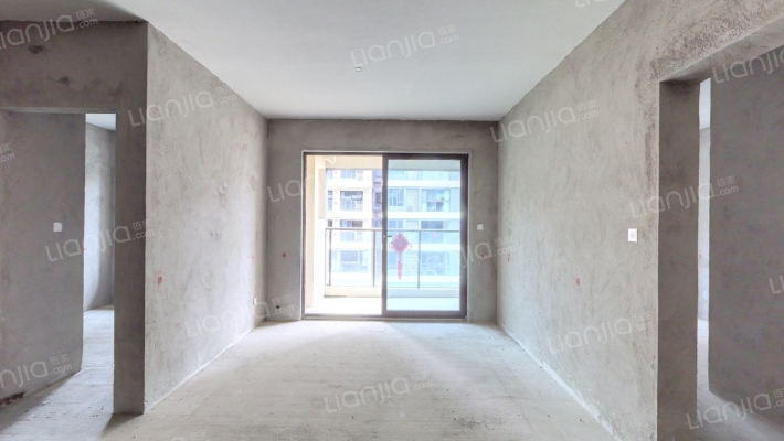 绿地听江左岸二手房实景图