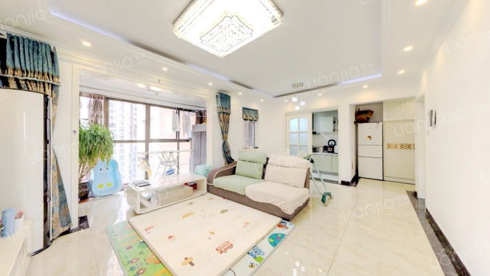 世茂城四期二手房实景图