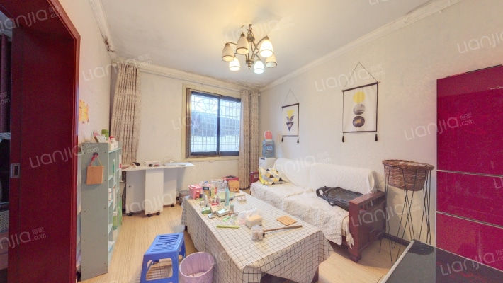 百花山路二手房实景图