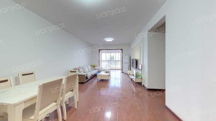 赛纳花苑二手房实景图