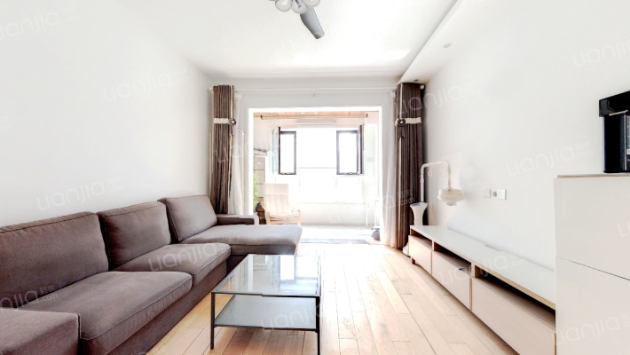 绿地中央广场二区二手房实景图