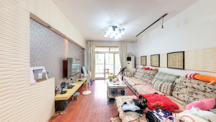 恋湖家园三期二手房实景图