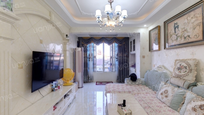 和昌都汇华郡二手房实景图