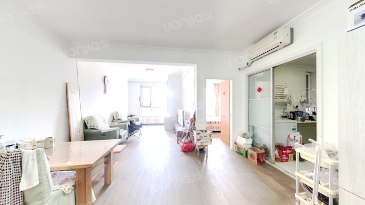 宝居佳苑二手房实景图