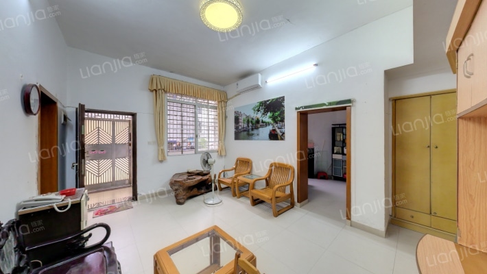 建华新邨巷二手房实景图