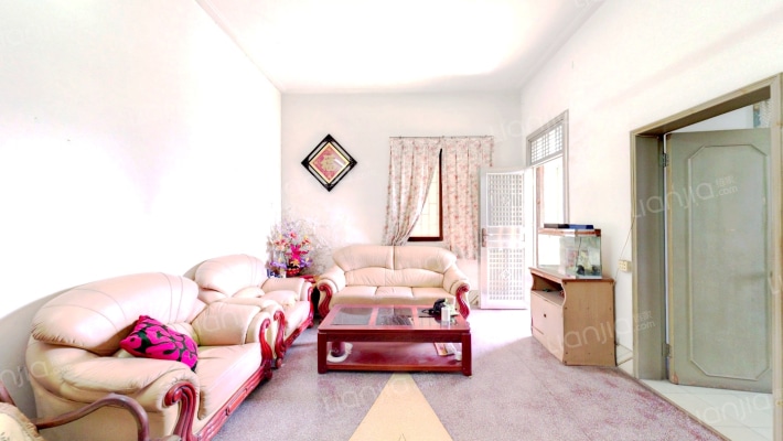 新风路华侨公司宿舍二手房实景图