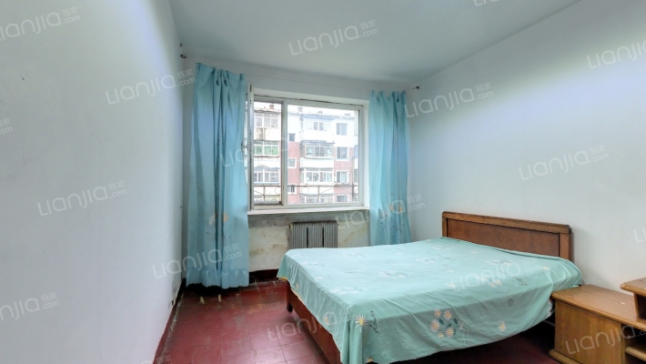 新航二小区二手房实景图