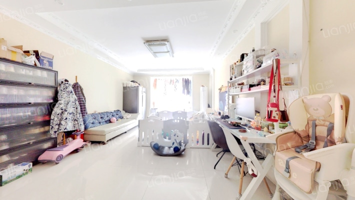 中鼎翡翠二手房实景图