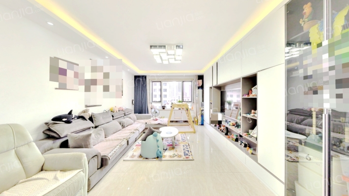 新星宇和润A区二手房实景图