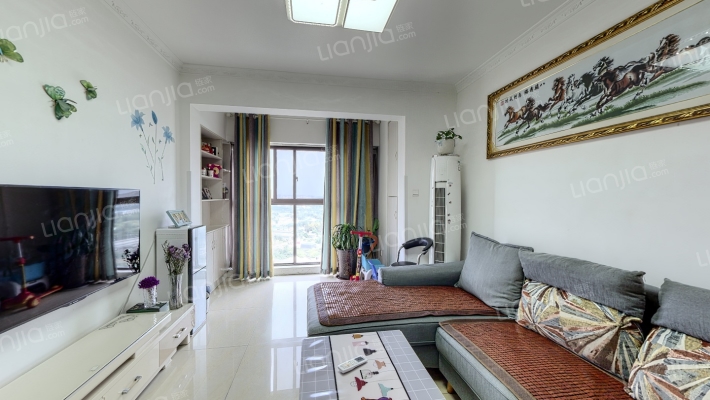 蓝光花满庭三期南区二手房实景图