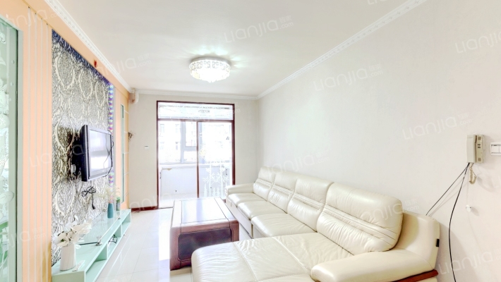 香槟小镇二手房实景图