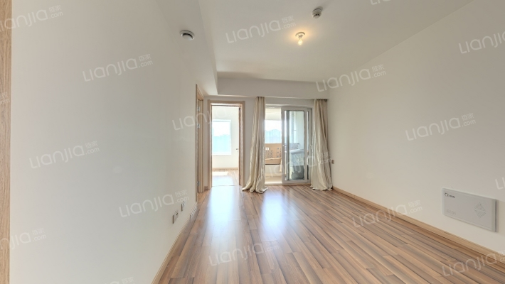 中国铁建万科翡翠国际西区二手房实景图