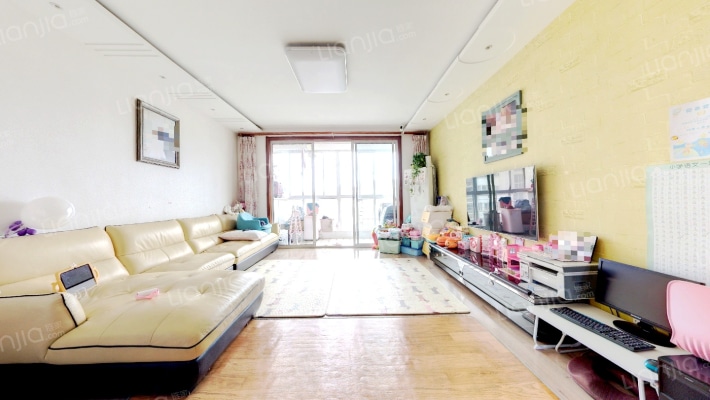 河滨华庭二手房实景图