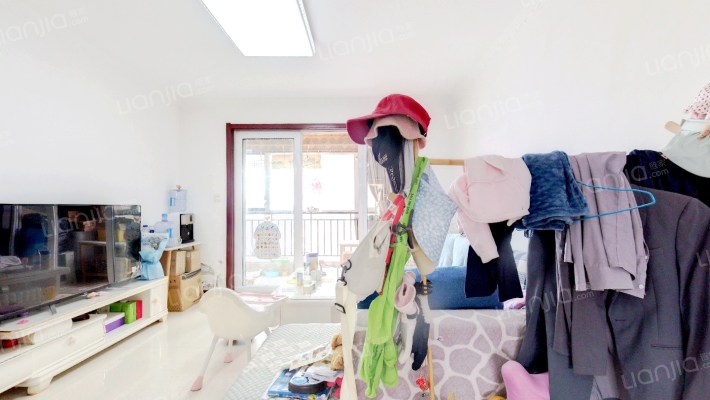 保利金香槟二手房实景图