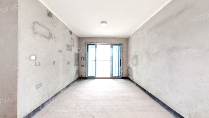 荣安林语春风B区二手房实景图