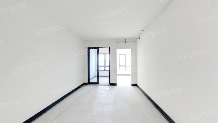 龙湖北滨910二手房实景图