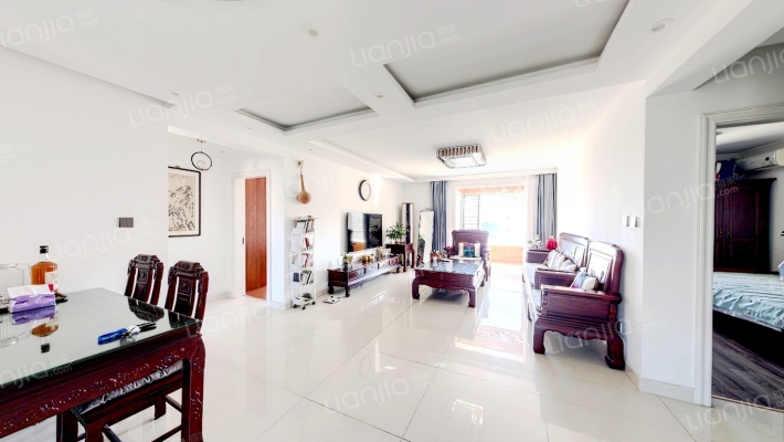 万科魅力之城格兰苑二手房实景图