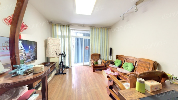 阳光华庭二手房实景图