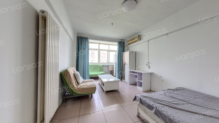 洒金桥122号院二手房实景图