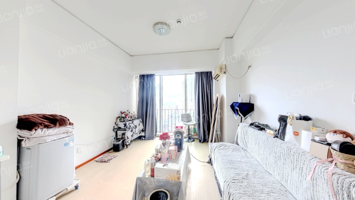 金宸国际二手房实景图