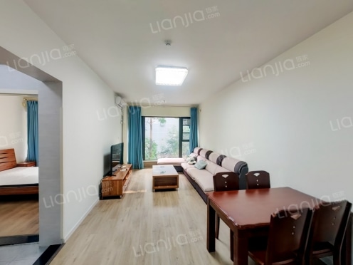 整租·绿地468云玺五期 2室1厅 东南