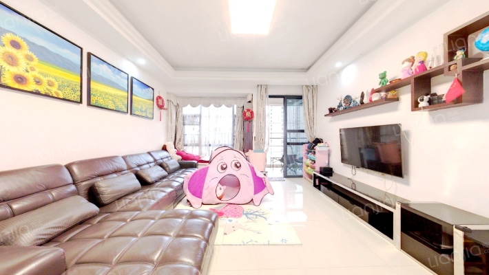 新怡豪门二手房实景图