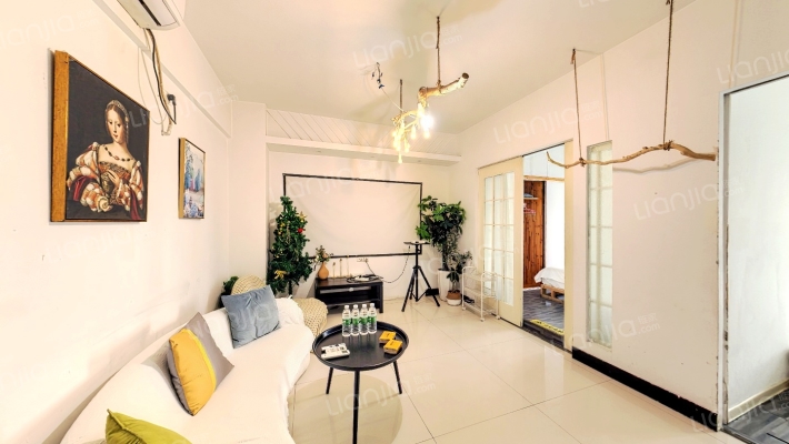 卡萨国际公寓二手房实景图