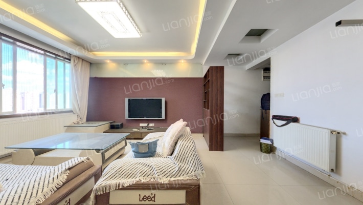 铝镁佳苑二手房实景图