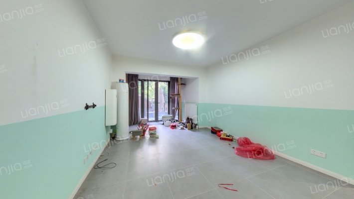 中德英伦世邦K区二手房实景图