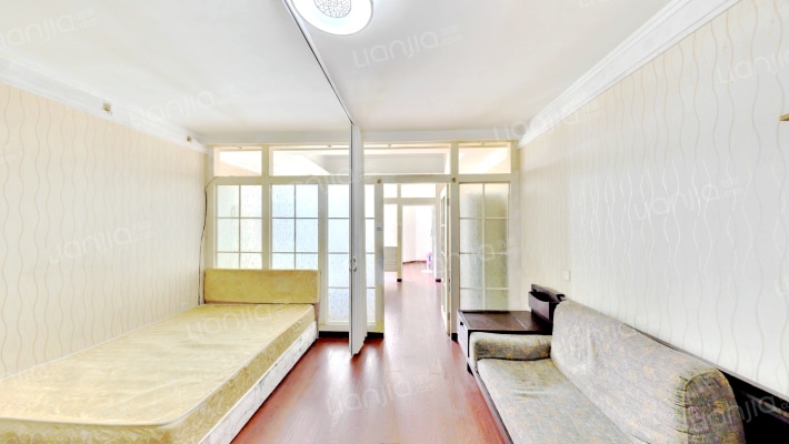 铂晶时代二手房实景图