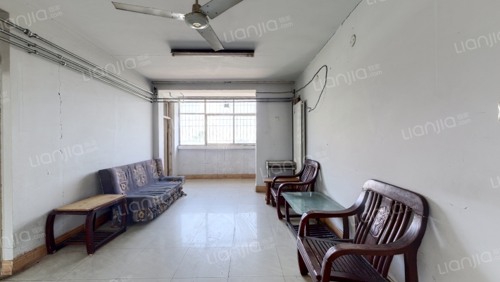 郑铁材料厂小区二手房实景图