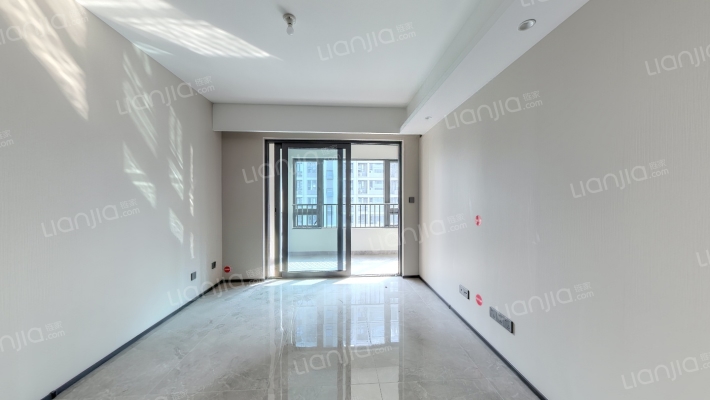 万科锦上光曜西区二手房实景图