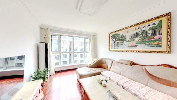 鼎盛佳苑二手房实景图