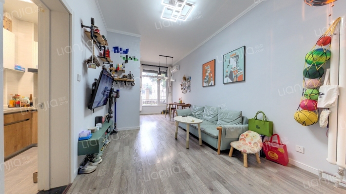 恒大滨河左岸南区二手房实景图