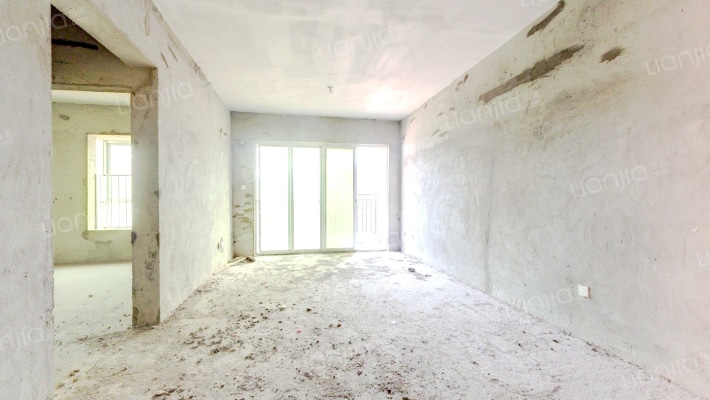 四季花语雅苑二手房实景图