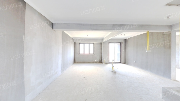 建发央著二手房实景图