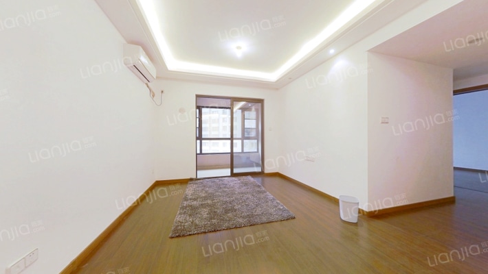 万科美景龙堂二手房实景图