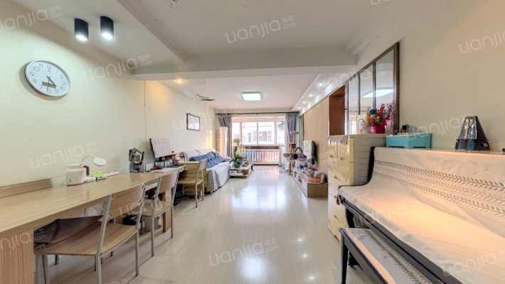 东宝花园二手房实景图