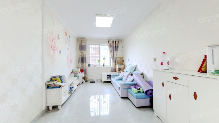 新鸿一区二手房实景图