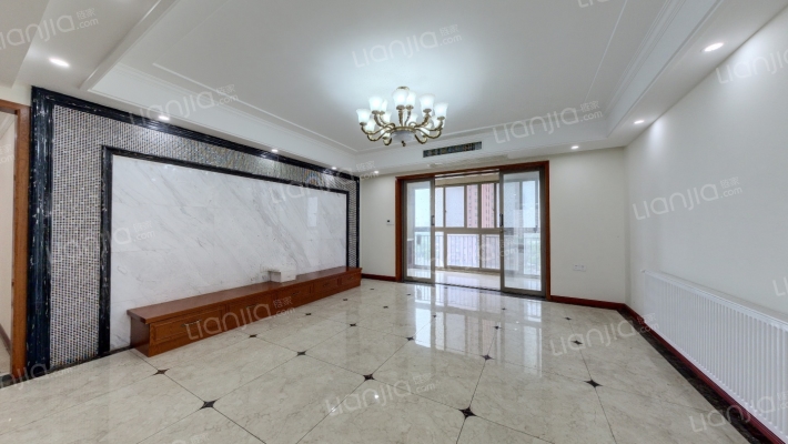 世茂锦绣长江三期二手房实景图