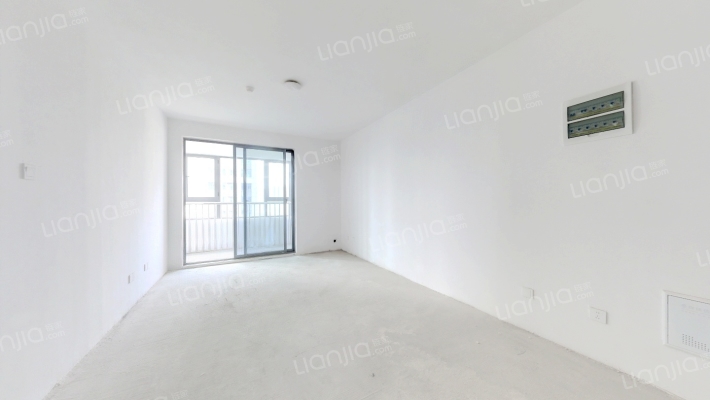 新型家园三期二手房实景图